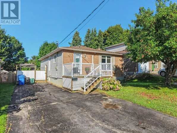 56 Southview Cres, North Bay, ON P1B 8T8