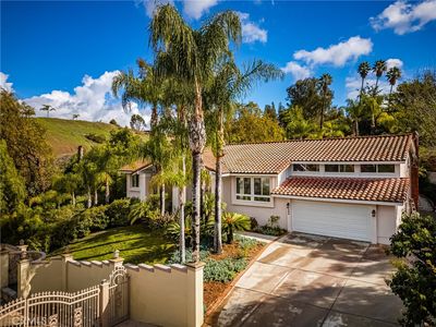 384 S Country Hill Rd, Anaheim, CA, 92808