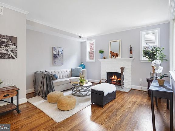 3rd image of 8209 Flower Ave