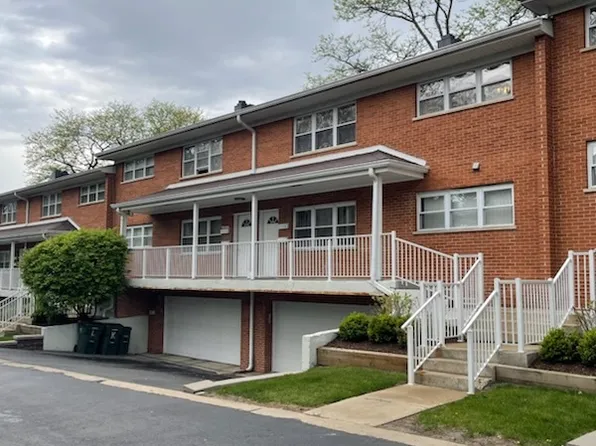 169 E Palatine Rd APT J, Palatine, IL 60067