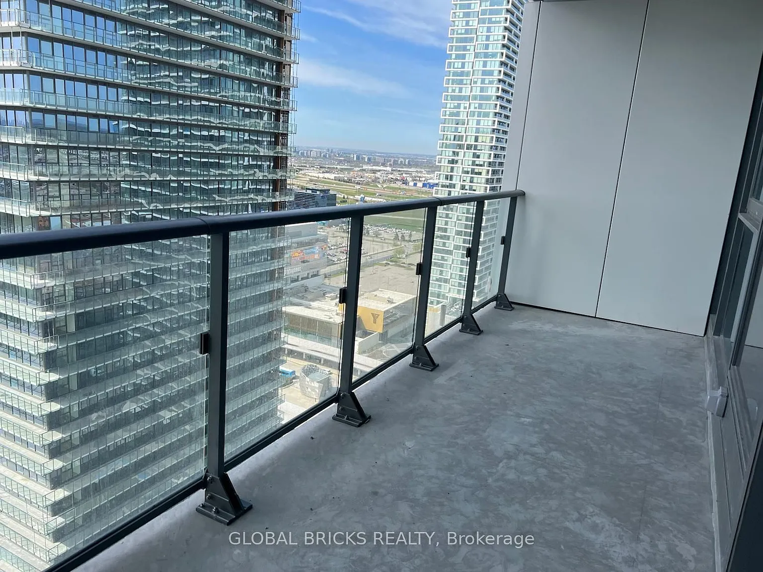 2 bed, $2,250 — Photo 2