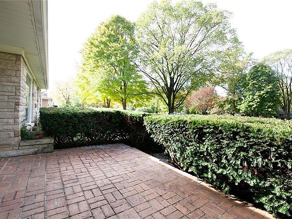 4th image of 8343 N College Ave