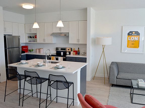 The Mastlight offers Apartment Homes with Large Kitchen Islands