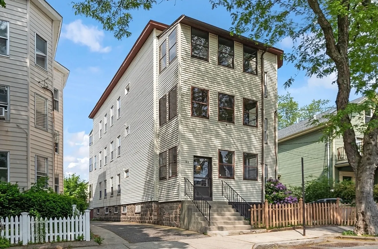 2 bed, 1200 sqft, $3,000 — Photo 1