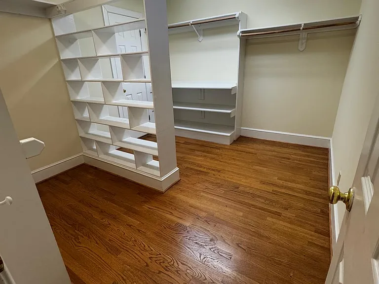 2404 Kentfield Dr — Photo 8