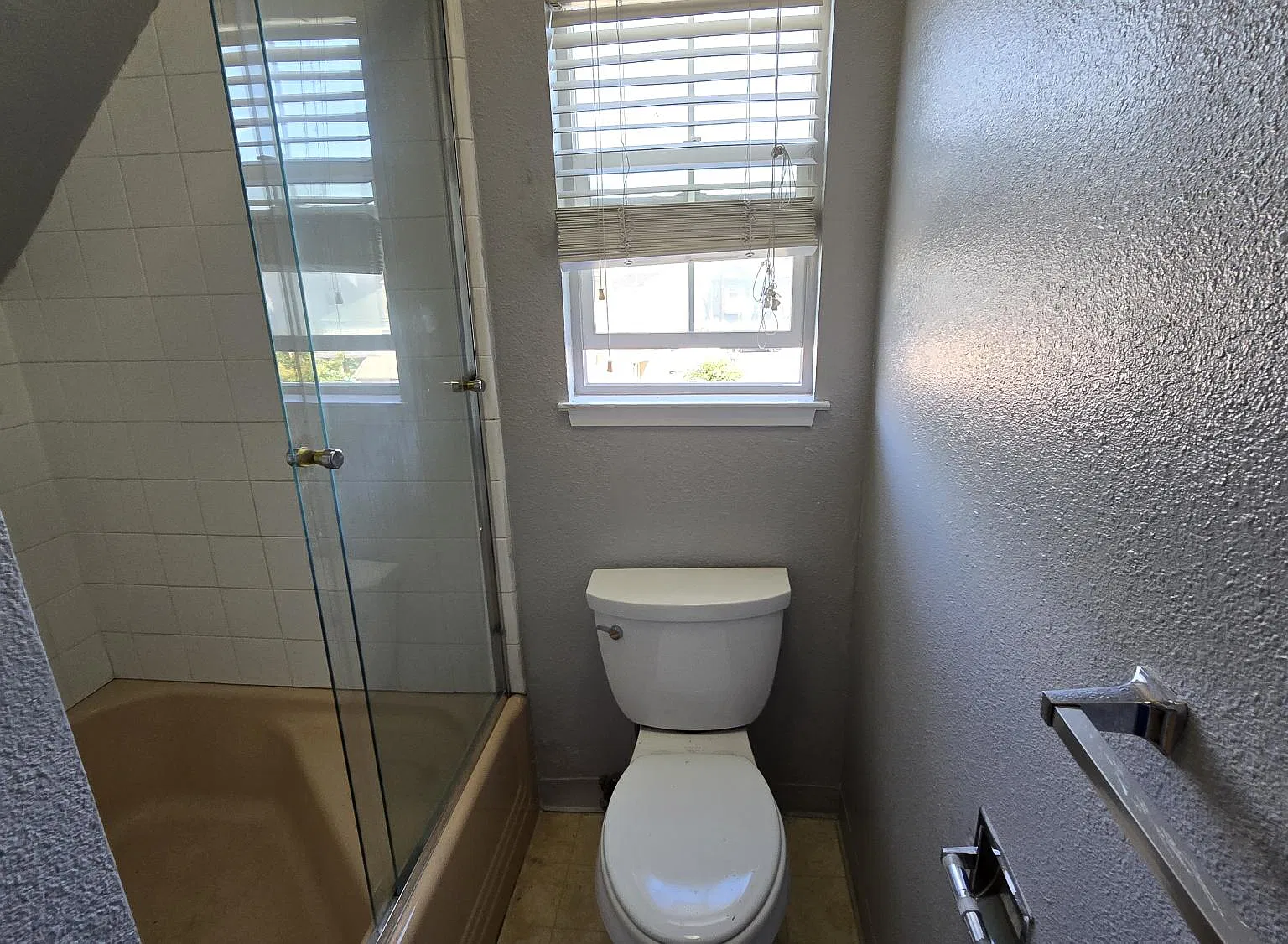 2 bed, 1.0 bath, 850 sqft, $2,195 — Photo 4