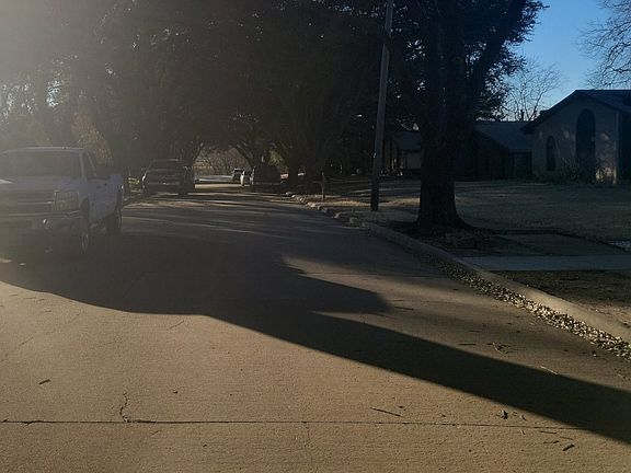 5th image of 1413 Glacier Dr