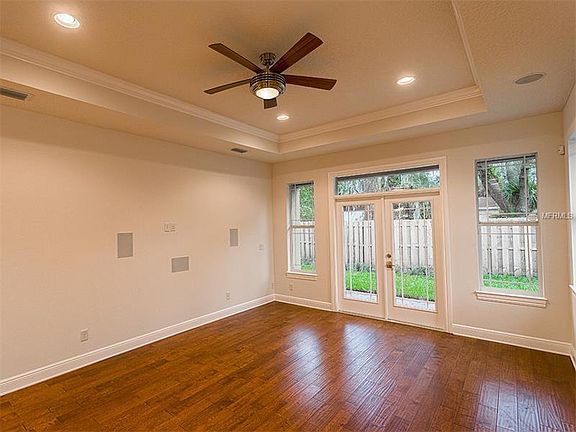 5th image of 906 Oak Stone Dr