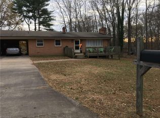 1304 Forest Rd, Eden, NC 27288