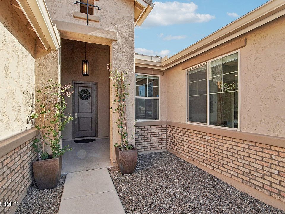18559 W HIDDENVIEW Drive, Goodyear, AZ 85338 | Zillow