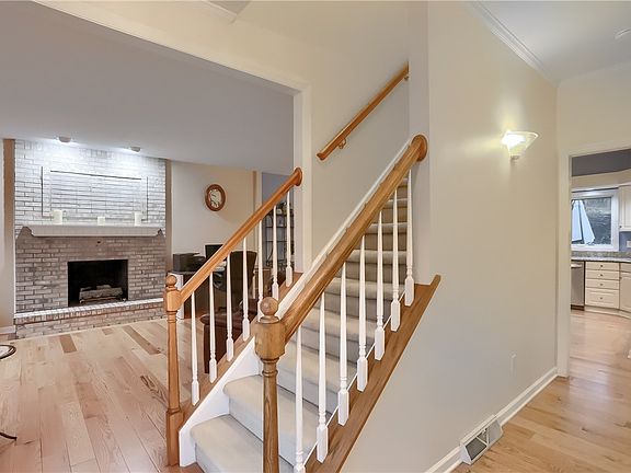 5th image of 111 Guckert Ln