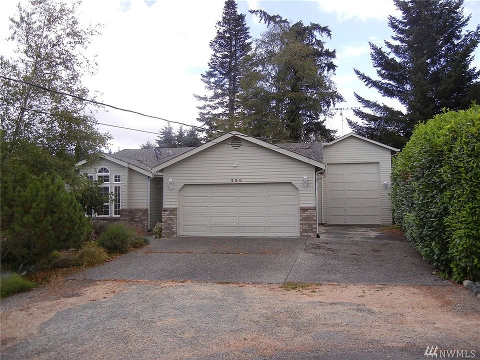 1st image of 330 Prestwick Dr