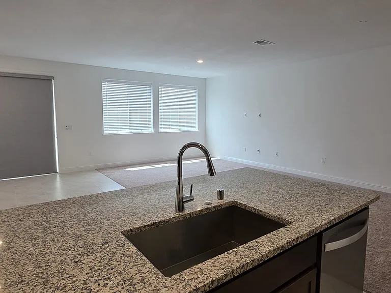 1507 Harvard Way — Photo 20