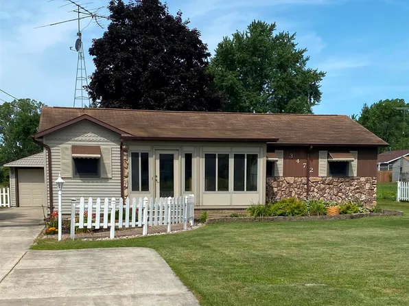 3472 Dallas St, Burton, MI 48519