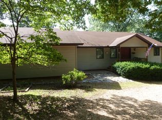 161 Hillcrest Rd, Eureka Springs, AR 72631