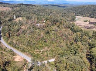 1364 Freemantown Rd, Lake Lure, NC 28746