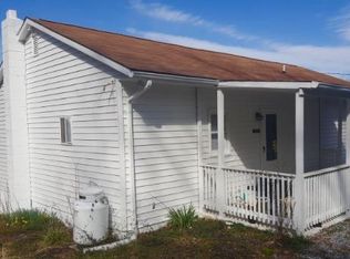 52 Tonita Dr, Hedgesville, WV 25427