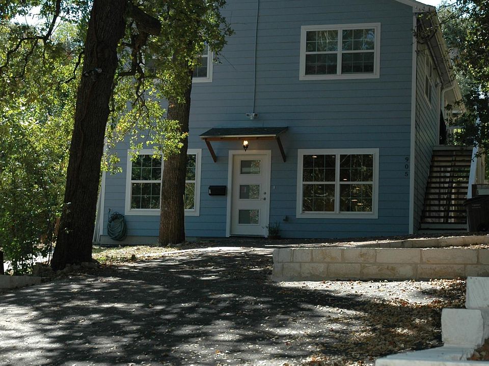 Duplex, 2nd floor home with amazing natural light