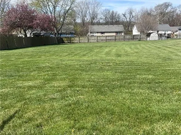 206 Hillcrest St, Chillicothe, MO 64601