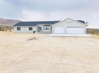 9430 Willow Wells Rd, Lucerne Valley, CA 92356
