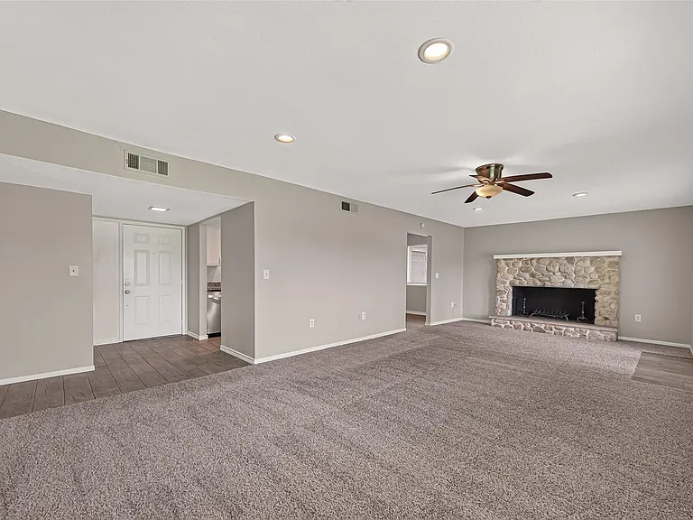 1715 Ramada Dr — Photo 9