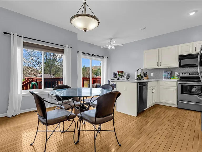 513 Concord Dr #70 — Photo 4