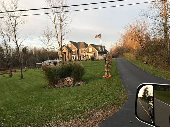 444 Bromley Rd, Churchville, NY 14428