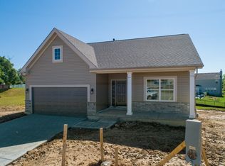 517 Columbia Downs Dr, Lake St Louis, MO 63367