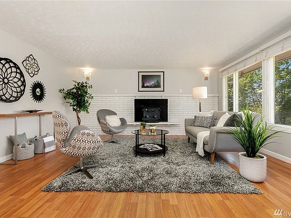 3rd image of 22934 27th Ave S