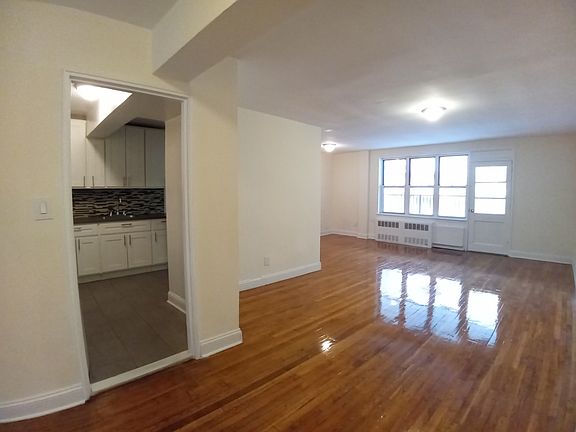 3rd image of 14325 41st Ave #3XX