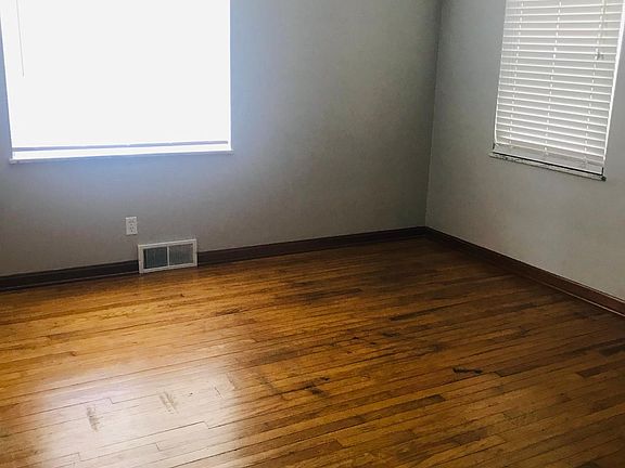 4th image of 847 Lincoln Ave