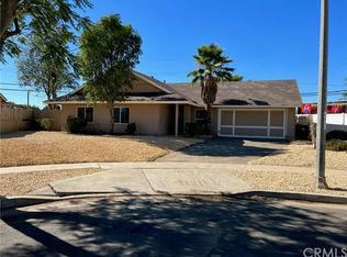 421 Royal Cir, Corona, CA 92879