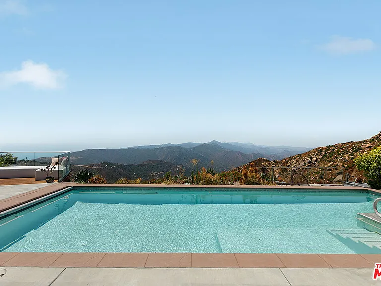 231 Loma Metisse Rd — Photo 33
