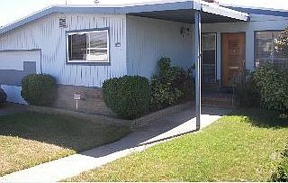 1st image of 2942 Mullens Dr