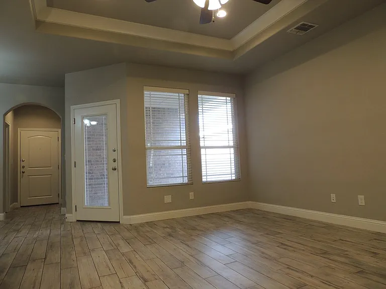 24 Devon Ct — Photo 7