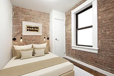 Rented by R New York