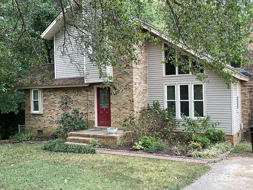 1st image of 219 Greenway Dr