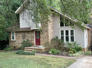 219 Greenway Dr, Greenwood, SC 29649