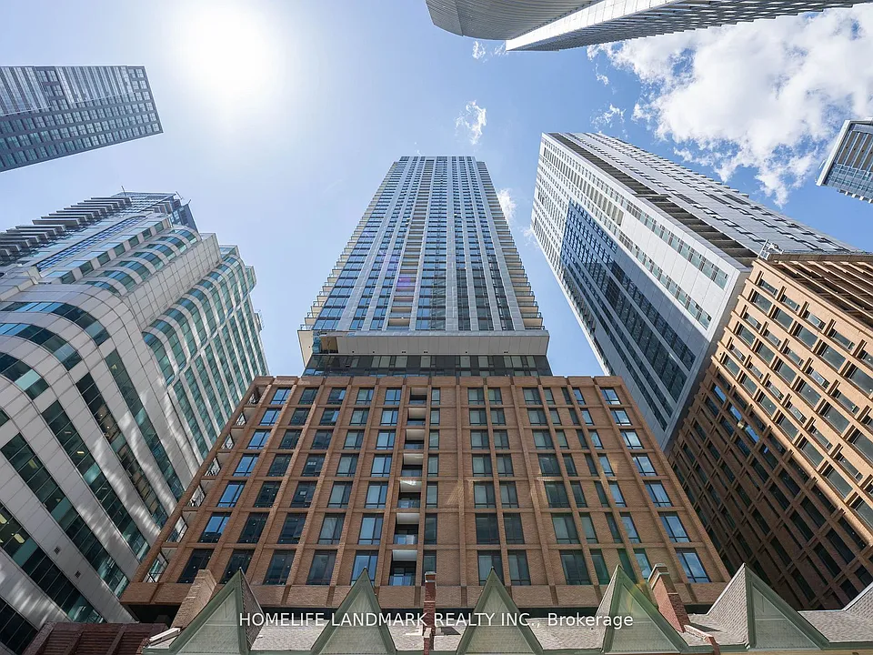 8 Widmer St #601