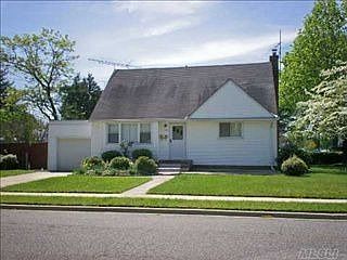 1st image of 126 John St
