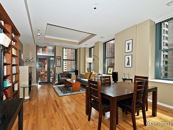 Living Room/Dining Room