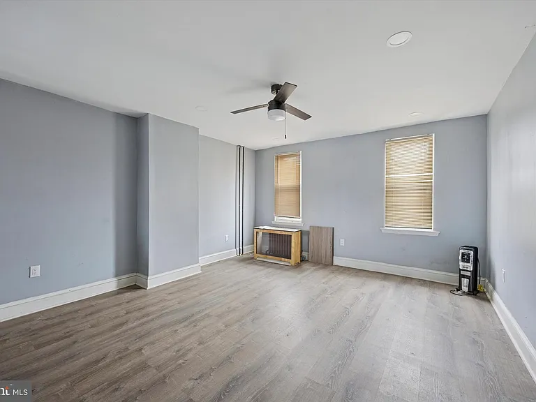 4928 W Thompson St #2 — Photo 5