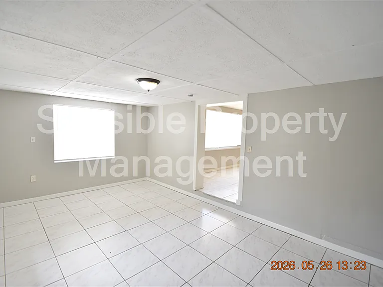 4011 W Marietta St — Photo 8