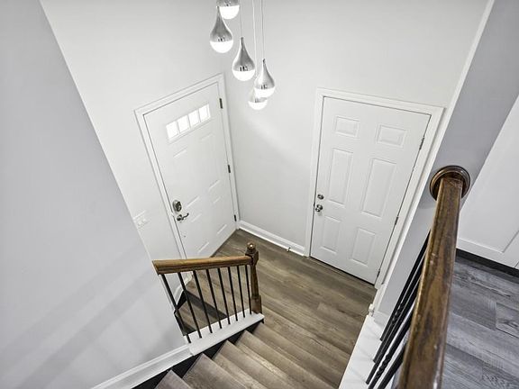 3rd image of 10145 Rillridge Ct