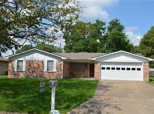 512 Quail Run St, Greenville, TX 75402