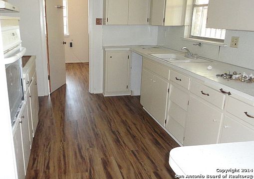 2nd image of 119 Northaven Dr
