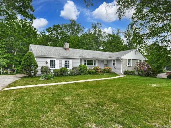 102 Columbine Drive, Trumbull, CT 06611