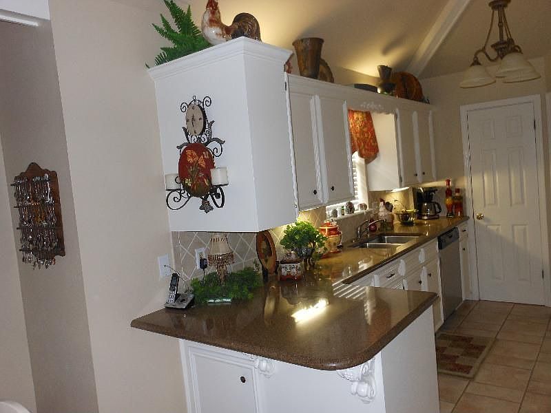2nd image of 5007 Kenilworth Dr