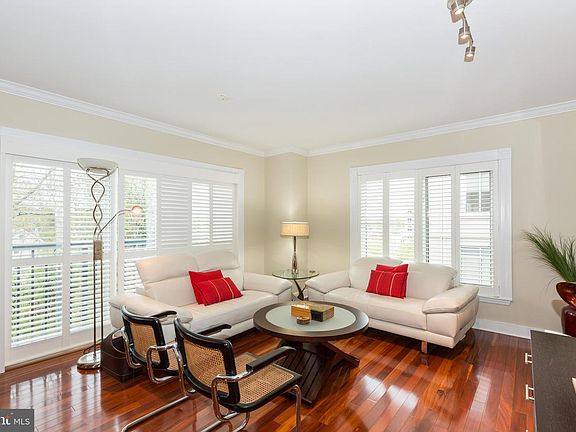 5th image of 5 Park Pl APT 506