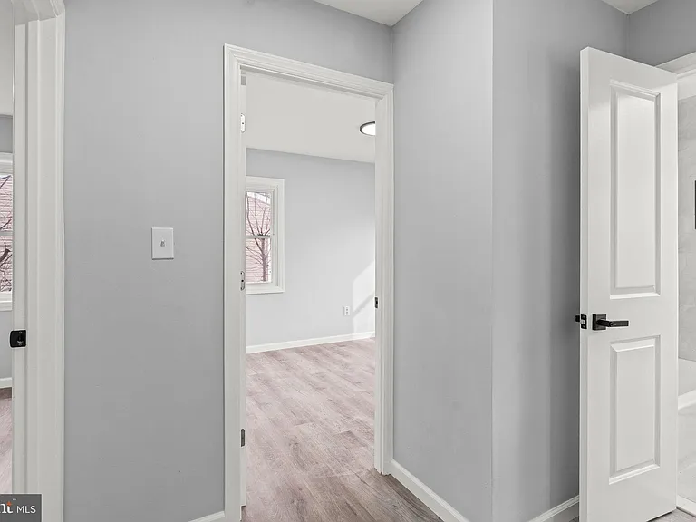 48 Marboro Ln — Photo 12